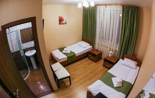 Гостиница Глобус Новосибирск Двухместный номер с 2 отдельными кроватями-2